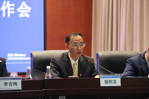 1555404679903366.png blob.png