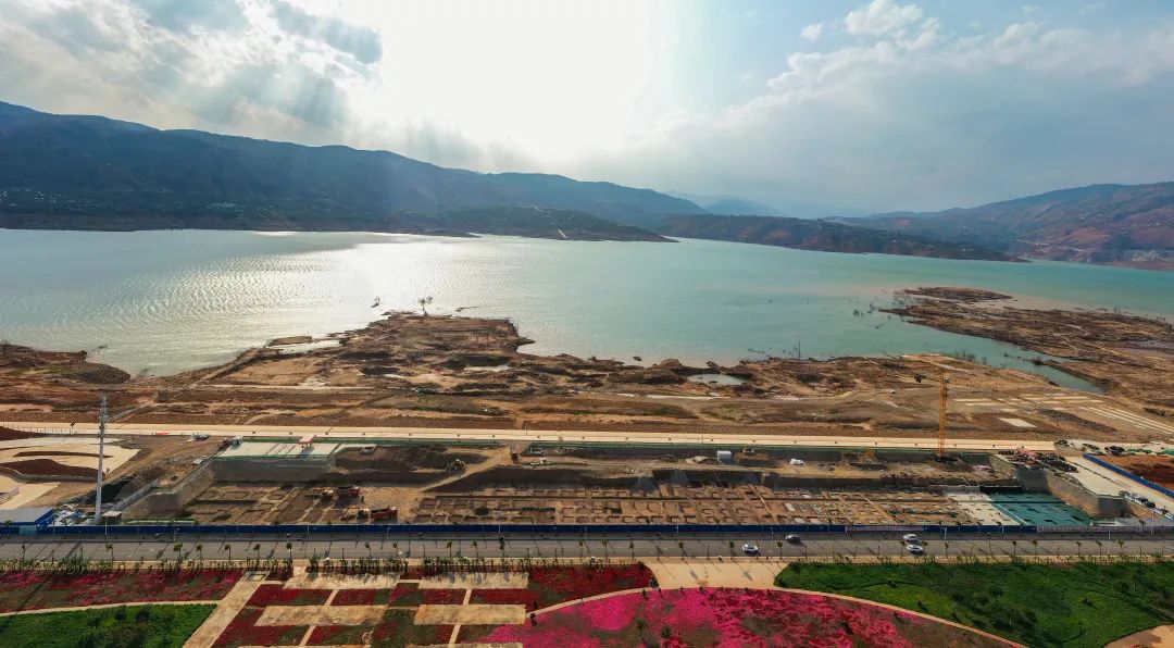 1682039257435639.jpg 1682039257435639.jpg