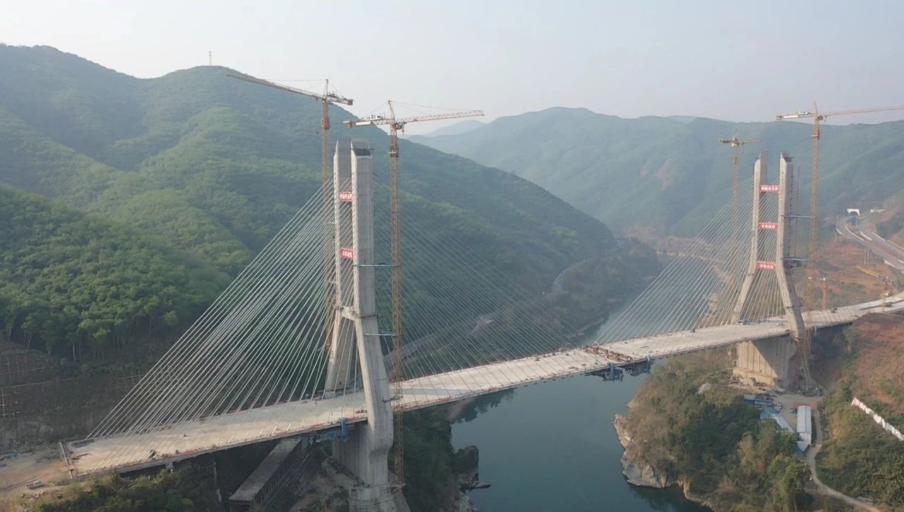 1711077536666754.jpg 1711077536666754.jpg